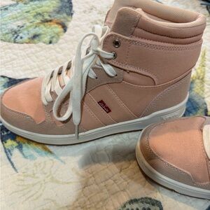 Levi's Women's High-Top Canvas Sneakers in Blush Pink